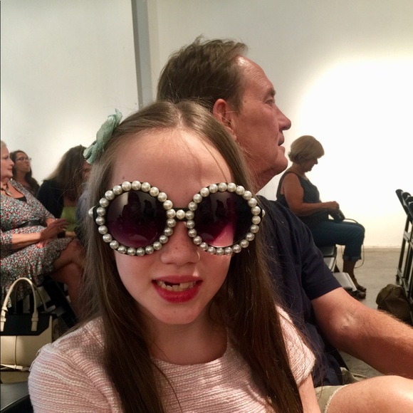 Meet your Posher, Peyton - Picture 2 of 2